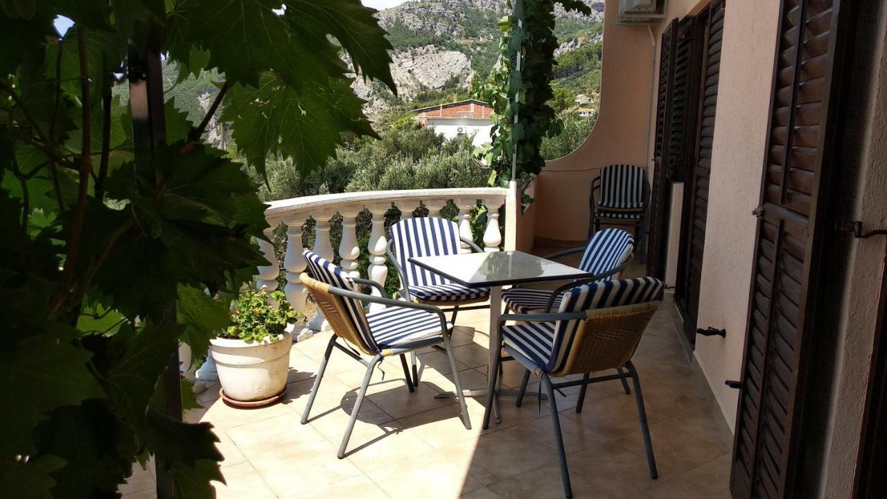 Apartment Ivo Veliko Brdo マカルスカ エクステリア 写真